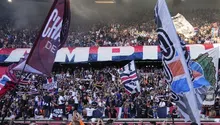 Aficionados del PSG y Aston Villa se enfrentan en terrible pelea previo al partido de Champions League