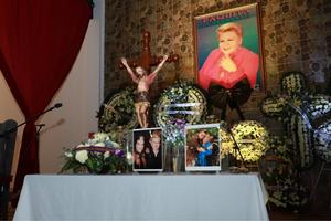 Así se vivió la misa en honor a la cantante Paquita la del Barrio