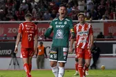 James Rodríguez se vuelve loco, hace berrinche y avienta silla tras derrota de León ante Necaxa