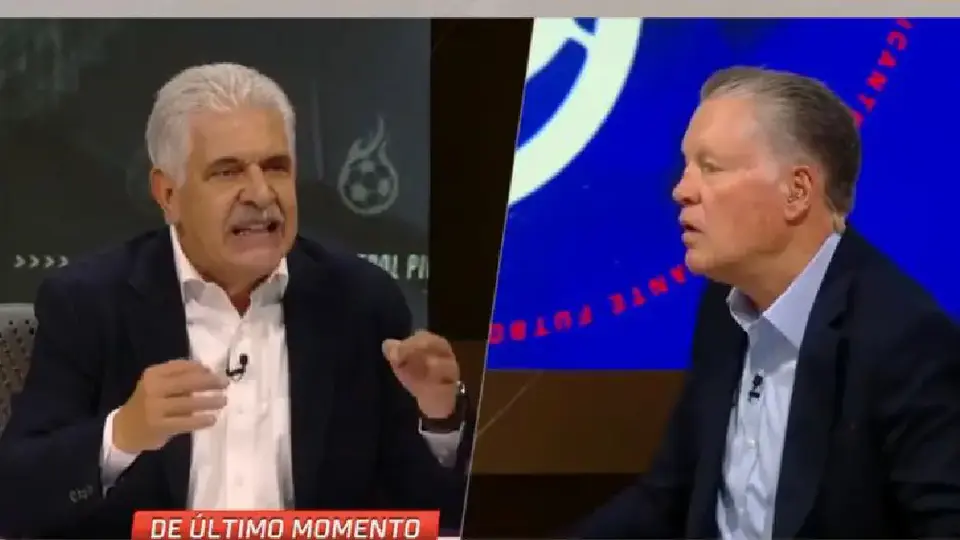 Ricardo Ferretti explota contra Ricardo Peláez en pleno programa en vivo: 'Son jaladas'