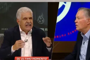 Ricardo Ferretti explota contra Ricardo Peláez en pleno programa en vivo: 'Son jaladas'