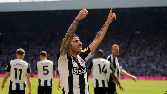 Newcastle vence a Chelsea y da un paso importante para clasificar a la Champions League