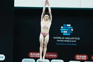 ¡Cabeza arriba! Osmar Olvera quedó fuera de la Copa del Mundo de Clavados