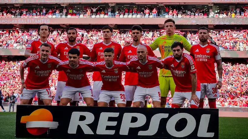 Benfica golea 6-0 al AVS de Memo Ochoa que tiene serio peligro de descenso