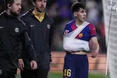 Dani Rodríguez debutó como titular en el Barça, pero se lesionó tras 35 minutos