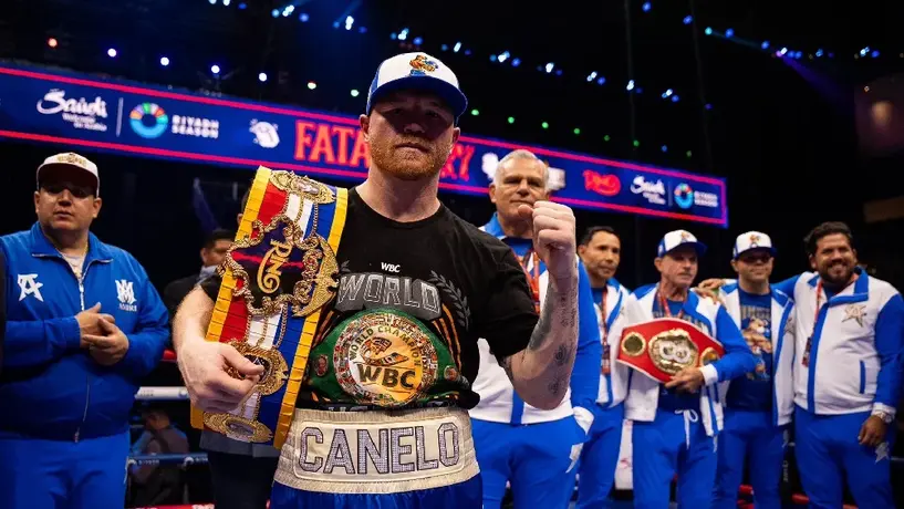 Julio César Chávez lanza advertencia a Crawford. “Canelo Álvarez noqueará”