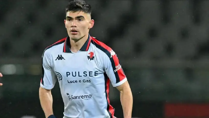Con Johan Vásquez como titular los 90 minutos, Genoa saca aguerrido empate ante Cagliari