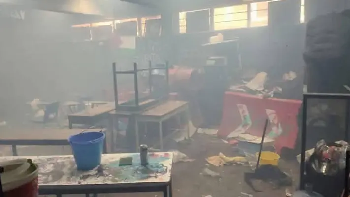 VIDEO: Reportan explosión en la Prepa 5 de la UNAM