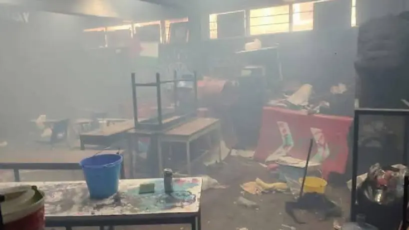 VIDEO: Reportan explosión en la Prepa 5 de la UNAM