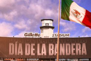 Equipos alrededor del mundo felicitan a México por el Día de la Bandera