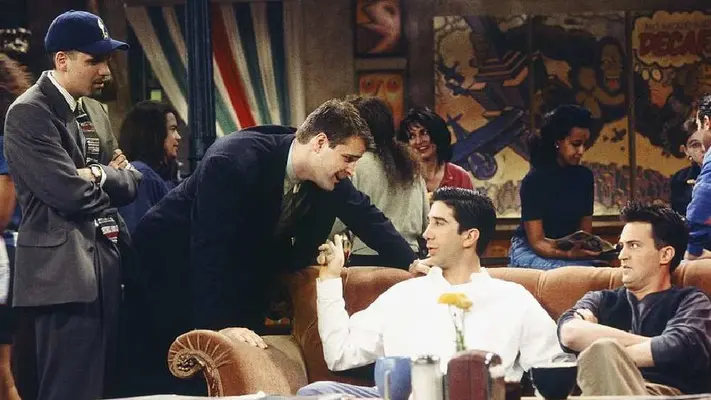 Confirman muerte de actor de Friends; reportan que se quitó la vida