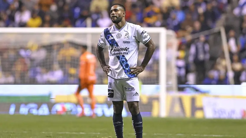 Comisión de Árbitros revelan audios en la expulsión de Brayan Angulo ante el América