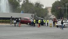 VIDEO: Autos terminan sobre una glorieta de Paseo de la Reforma tras accidente