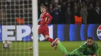 Liverpool sale vivo y con victoria sobre PSG con gol heróico de Harvey Elliott