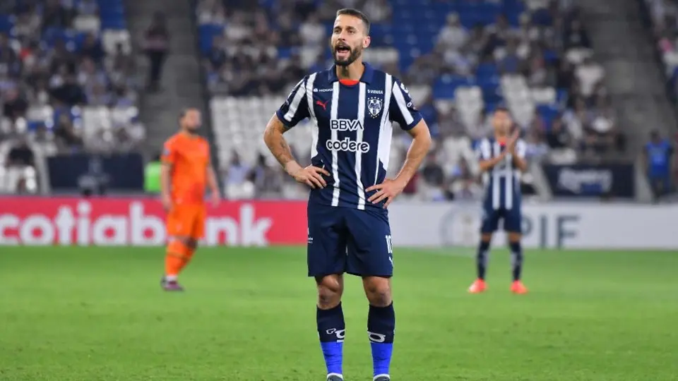 Aston Villa lanzó oferta por Sergio Canales, según reportes