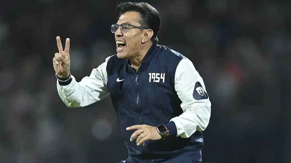 Pumas debuta a dos juveniles ante Chivas; Jonathan Flores y Sebastián Venegas