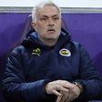 Señalan a José Mourinho de llamar simios al Galatasaray y lo acusan de racismo
