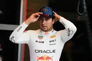 ¡Fan del ‘Potrillo’! Checo Pérez fue visto en concierto de Alejandro Fernández