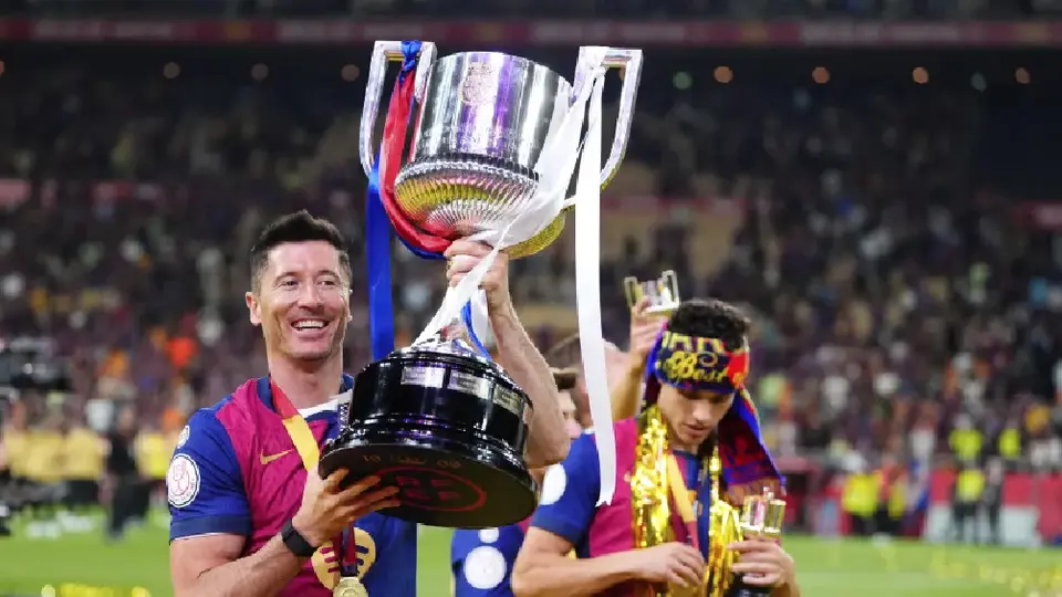 Robert Lewandowski viajará con Barcelona para enfrentar al Inter de Milán después de su lesión