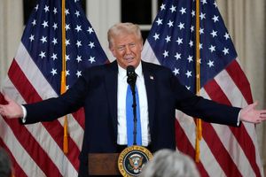 Faitelson explota contra la asistencia de Donald Trump al Super Bowl: "Nadie lo invitó"