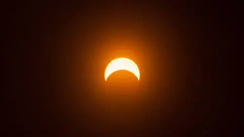 Eclipse solar parcial 2025: ¿cuándo y dónde verlo?