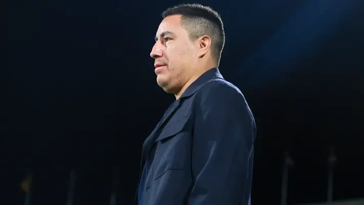 Efraín Juárez presente en CU en el Cruz Azul contra Rayados