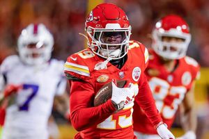 Kadarius Toney, dos veces campeón del Super Bowl, fue arrestado por agresión a una mujer