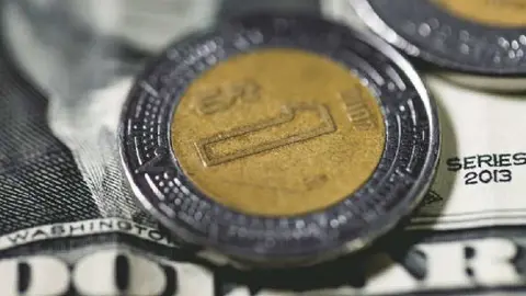 Precio del dólar hoy 2 de abril: El peso mexicano da signos de estabilidad