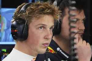 Liam Lawson vive momento de angustia y se victimiza ante su posible salida: “No soy estúpido”