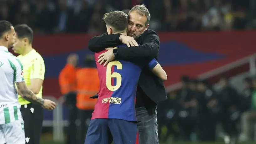 Hansi Flick pone calma tras empate ante Betis: “Queda un partido menos y tenemos un punto más”