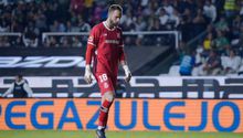 Pau López tiene un debut para el olvido con Toluca ante León