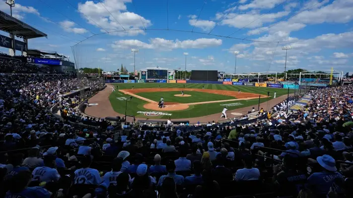 De Yankees a Rays. Así se transformó el Steinbrenner Field en 120 horas