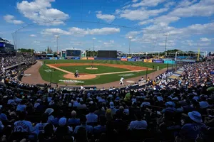 De Yankees a Rays. Así se transformó el Steinbrenner Field en 120 horas