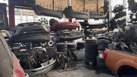 Decomisan más de 2 mil toneladas de autopartes robadas en CDMX y Estado de México