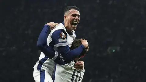 Con golazo de Pedro Porro, Tottenham consigue el empate ante Frankfurt en la Europa League