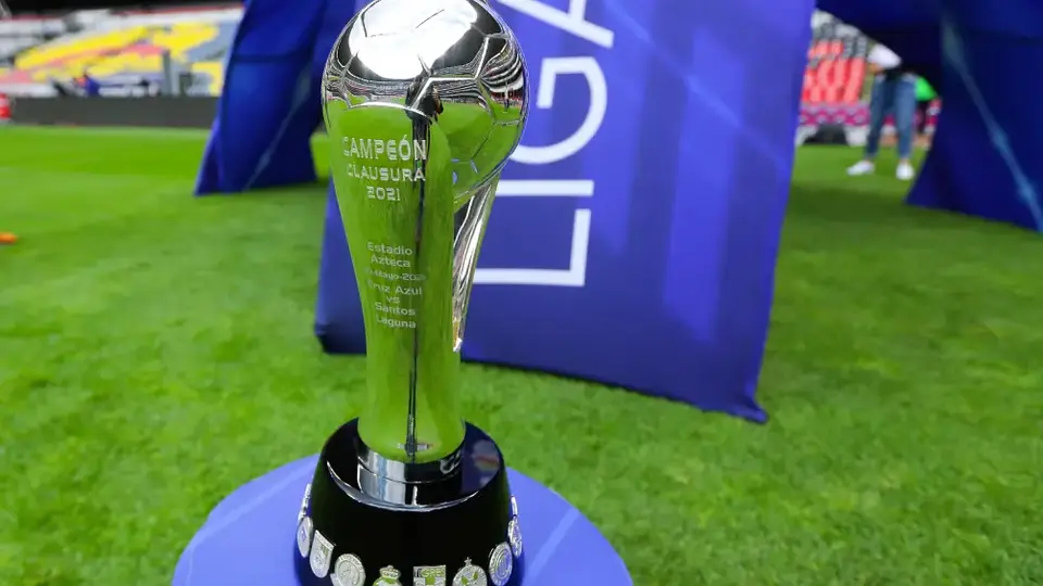 ¿Cuánto tiempo ha pasado desde el último título de cada semifinalista del Clausura 2025?