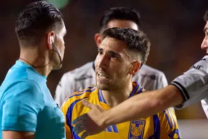 Los mejores memes de la ‘ayudita’ de Marco Ortiz a Tigres sobre Necaxa