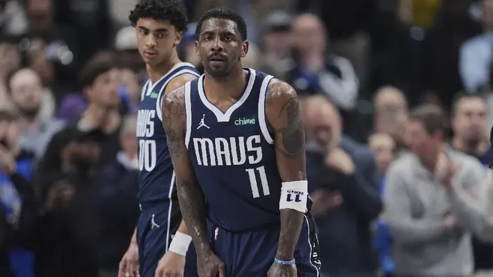 Mavericks pierden a Kyrie Irving por rotura de ligamento cruzado