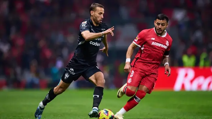 Sergio Canales coloca a Alexis Vega como el jugador mexicano que más le ha sorprendido
