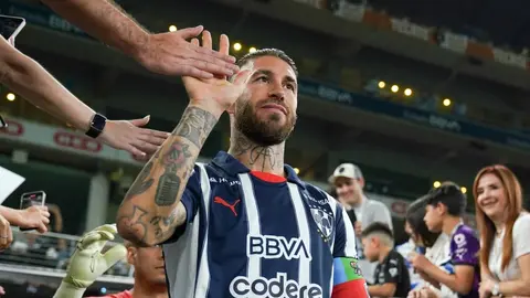 Sergio Ramos el amigo que cuidó y arropó a “Chicharito” en su paso por el Real Madrid