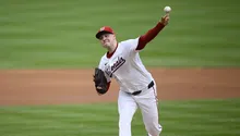 Rangers firman al veterano Patrick Corbin para cubrir vacío en rotación de abridores