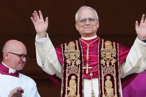 ¿White Sox o Cubs? Los dos clubes de la MLB en Chicago "pelean" por el Papa León XIV