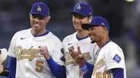 Dodgers muestran sus brillantes anillos de la Serie Mundial en la ceremonia previa al juego ante Tigers