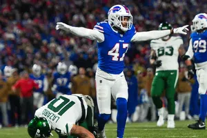 Benford firma extensión de 4 años y 76 millones de dólares con los Bills
