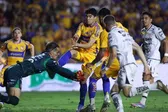 La polémica decisión del ‘Gato’ Ortiz que le dio la clasificación a Tigres sobre Necaxa