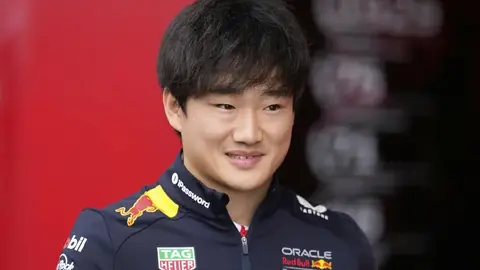 Helmut Marko aplica presión sobre Yuki Tsunoda: "Queremos a los dos coches en los puntos"