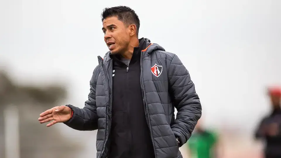 Juan Carlos Medina, ex de América y Atlas, asegura que extraña que Chivas esté en las Finales