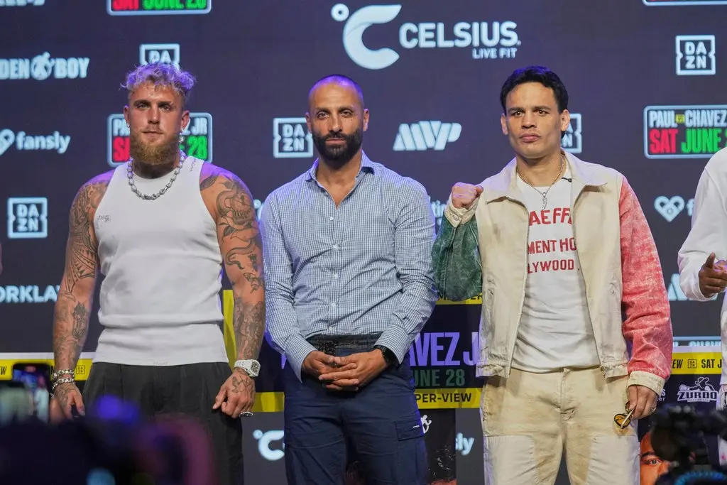 Jake Paul y Julio César Chávez Jr. | AP