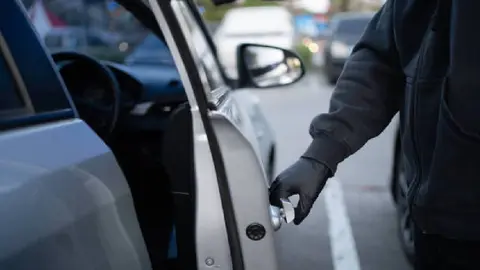 ¡Toma precauciones! La nueva forma de asaltar a automovilistas en CDMX