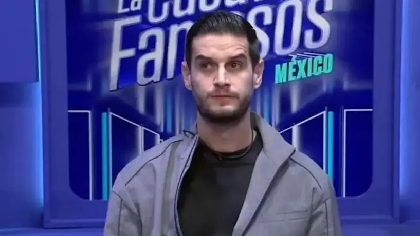 Tunden a Adrián Marcelo en podcast de Álvaro Morales: "Fue manipulado"